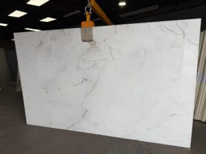 Gloria White 2cm polished